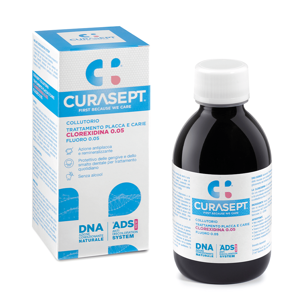 collutorio e pack Curasept ADS DNA new trattamento placca e carie 0.5