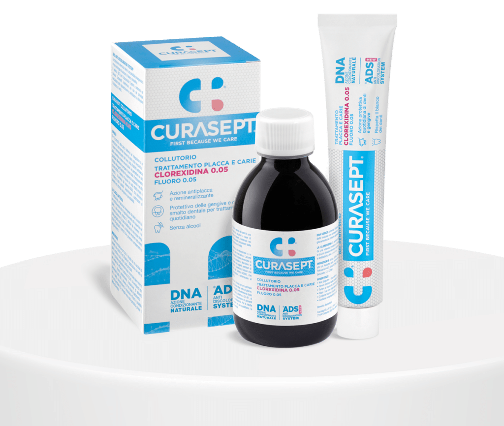 dentifricio, collutorio e relativo pack Curasept ADS DNA new trattamento placca e carie 0.5