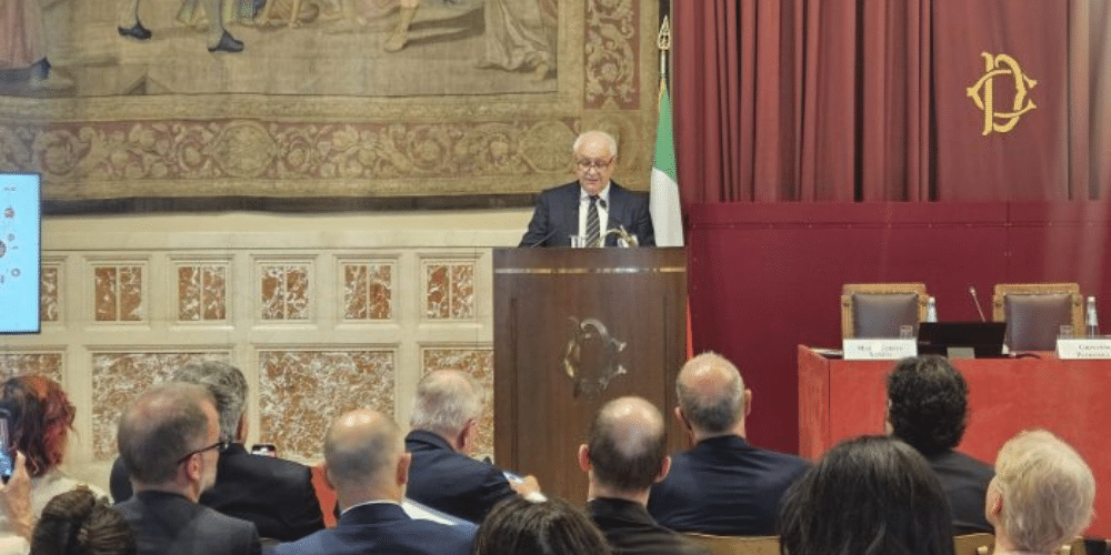 Curasept Panorama della sanità - Salute orale, la prevenzione riduce i costi del Ssn